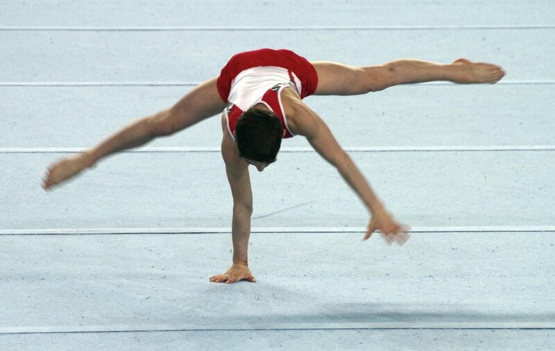 École de cirque Arena : Masterclass d'équilibre sur les mains