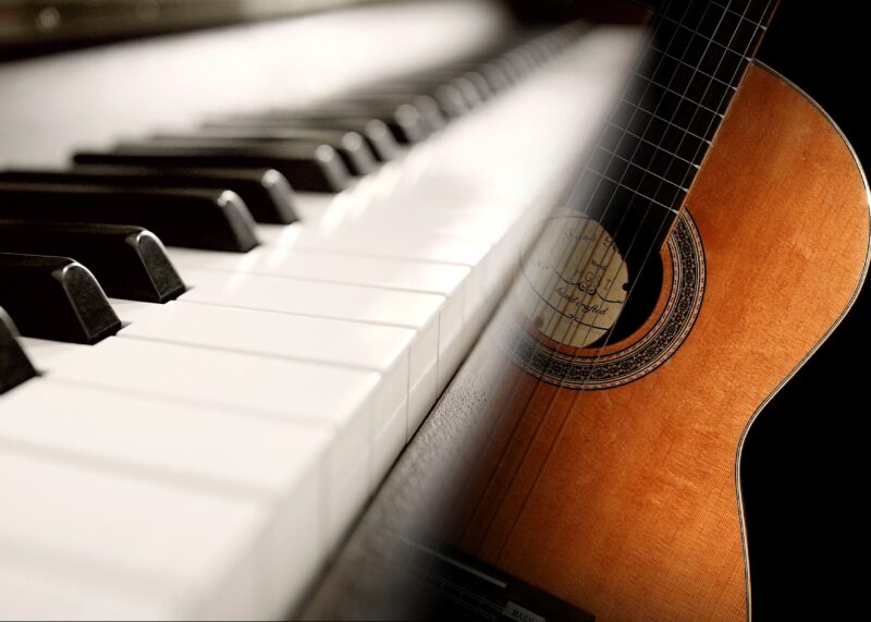 Temple Protestant : Duo piano, scie musicale et guitare